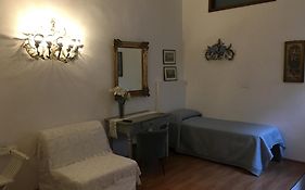 Affittacamere Arco Polinori