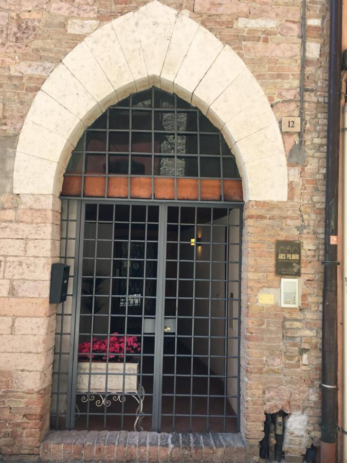 Affittacamere Arco Polinori Foligno Exterior foto